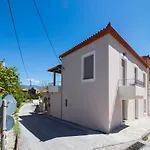 דירה 2 Residences Upper And Ground Floor מישטראש