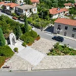דירה 2 Residences Upper And Ground Floor