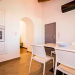 2 Residences Upper And Ground Floor *