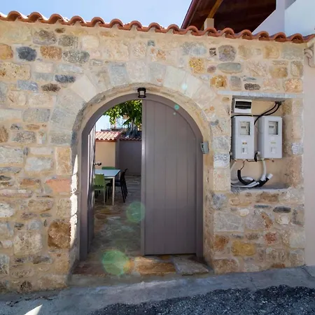 Laconian Collection Upper Floor Holiday home