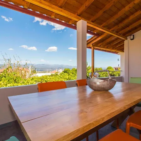 דירה 2 Residences Upper And Ground Floor מישטראש