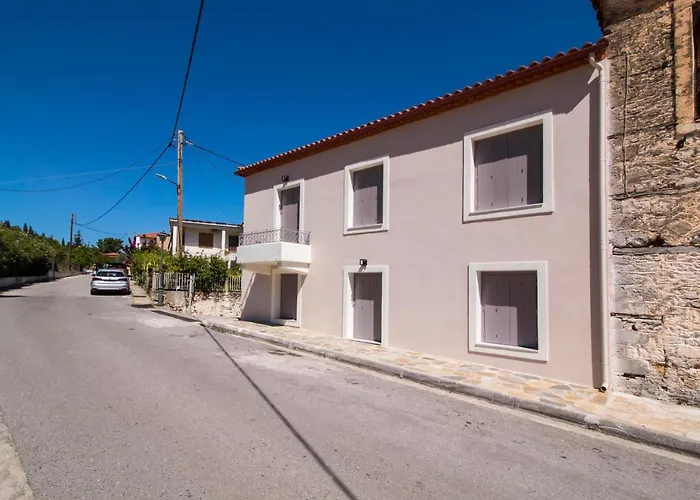 2 Residences Upper And Ground Floor * Mystras