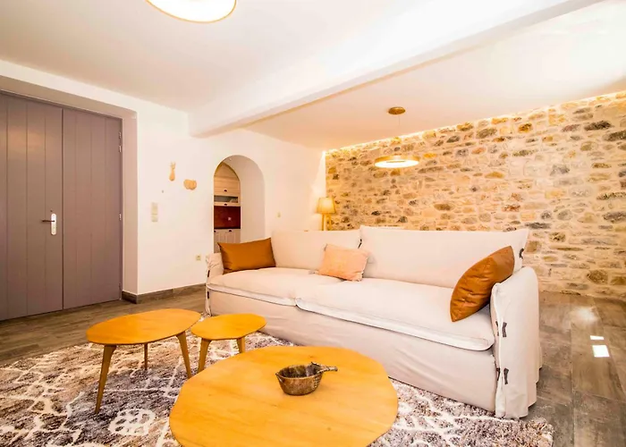 2 Residences Upper And Ground Floor Mystras