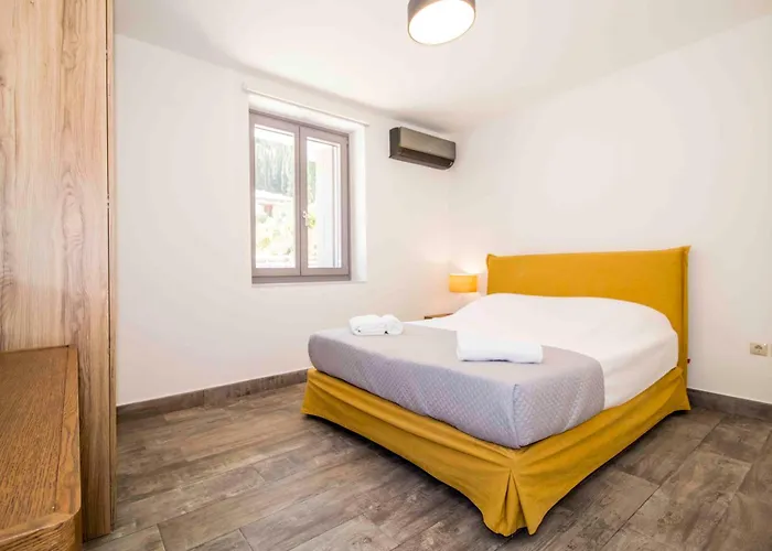 Appartement 2 Residences Upper And Ground Floor